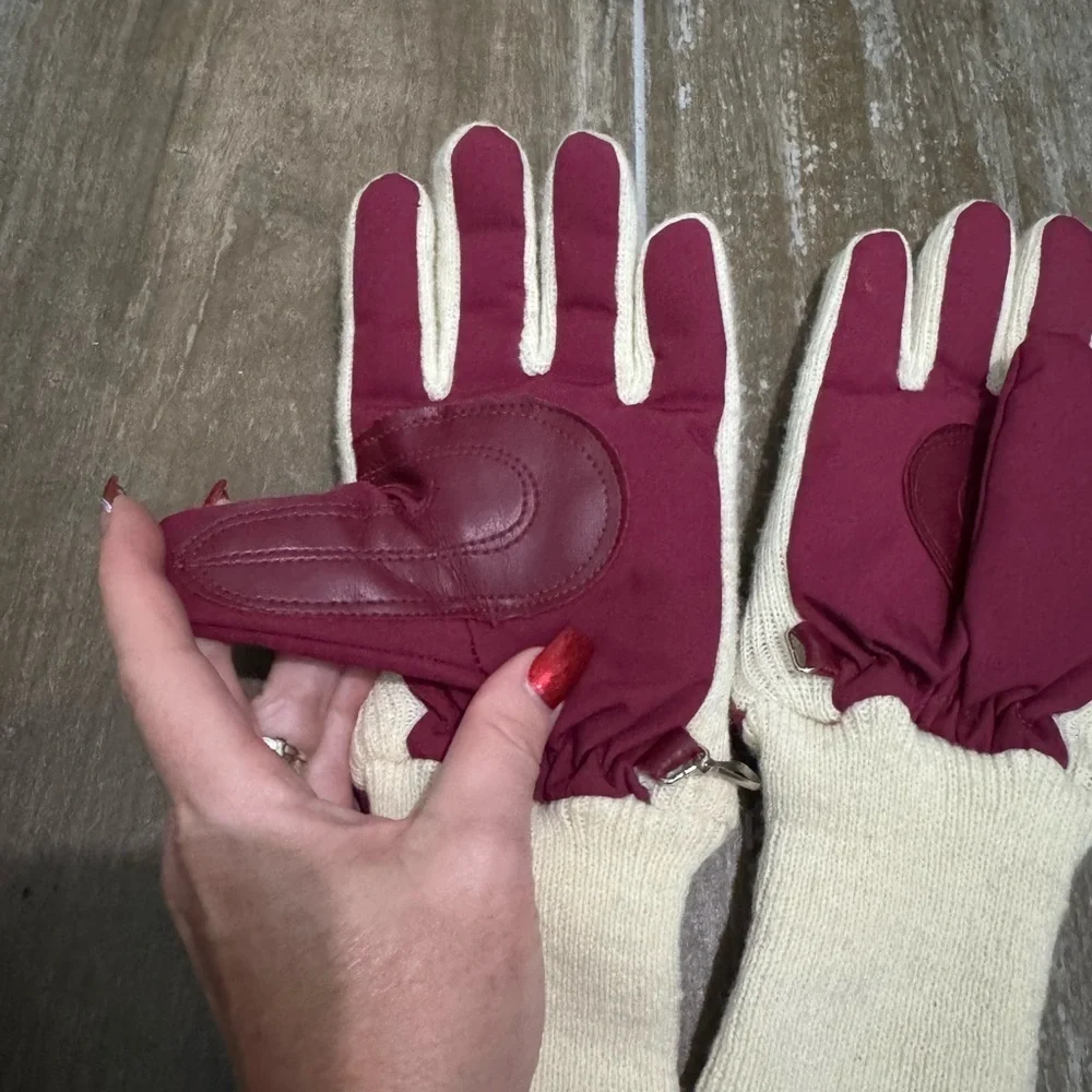 3M Thinsulate Maroon and Ivory Thermal Gloves